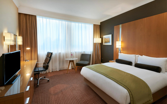 Crowne Plaza London Ealing, an IHG Hotel