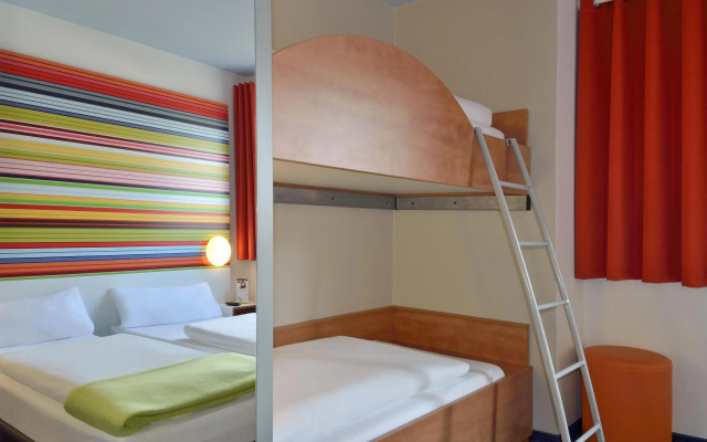 B&B Hotel Frankfurt-Niederrad