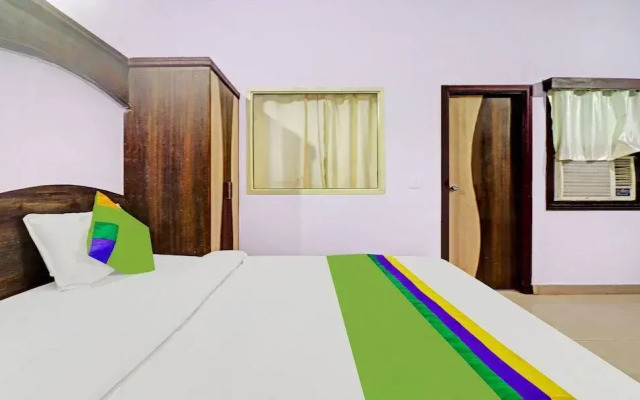 Treebo Trend Hotel Golden Bird