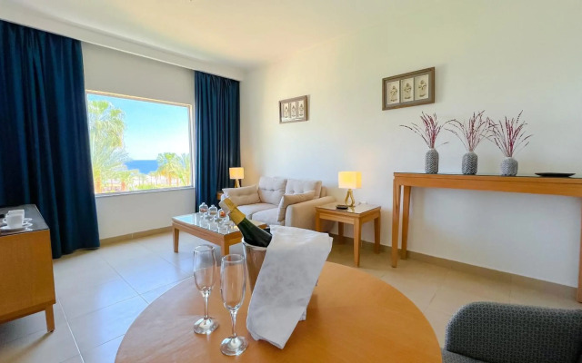Club Reef Resort & Spa
