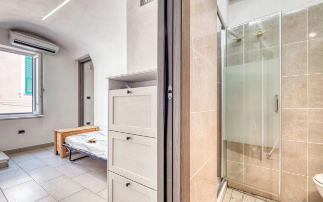 Sea Stone - 100m From The Sea