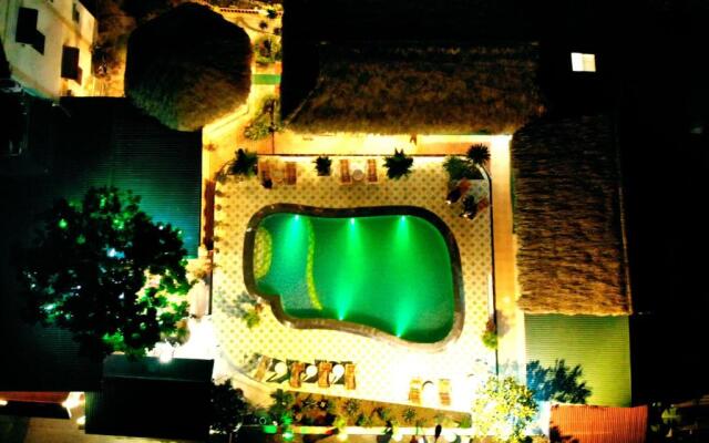 Tràng An Mountain House