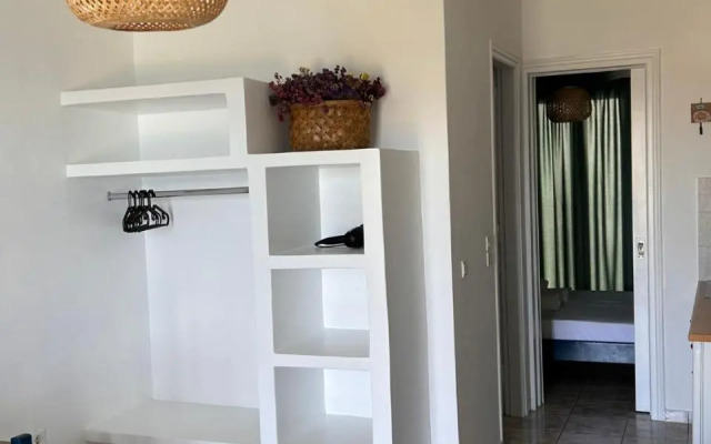 7 Bedroom Agios Romanos Villa in Tinos - BLG 69205