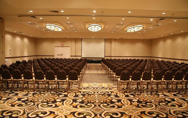 DoubleTree by Hilton Dallas - Richardson