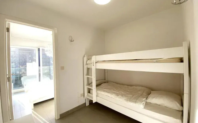 Apartment in Nieuwpoort With Terrace