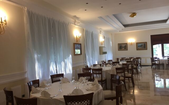 Eden Park Hotel