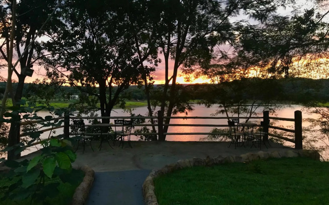 Pontal do Lago Flat