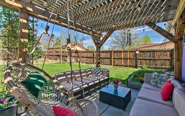 Patio, Grill & Yard: Cozy Denver Abode!