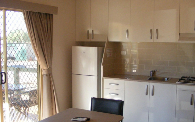 Cobar Caravan Park
