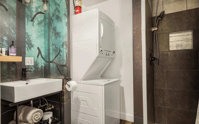 Into the Woods Bungalow