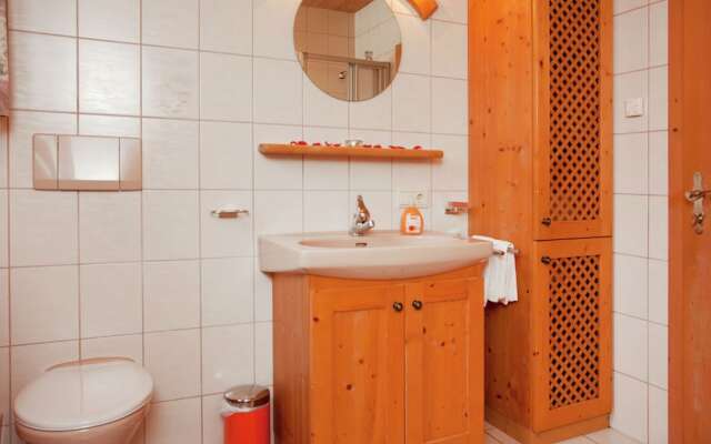 Luxurious Apartment in Fügen Near Ski Area