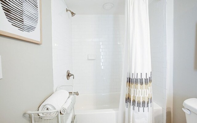 Desirous Iris Atlanta Vacation Home Sleeps 5