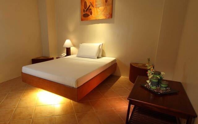 Skyblue Hotel
