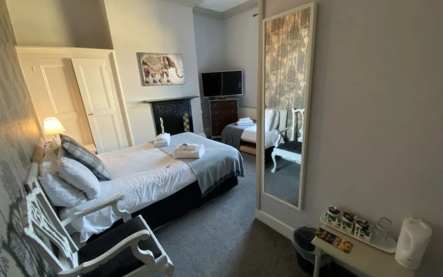 St Andrews House Hotel