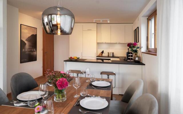 Haus4Zimmer mit Seeblick - einfacher Luxus, pur