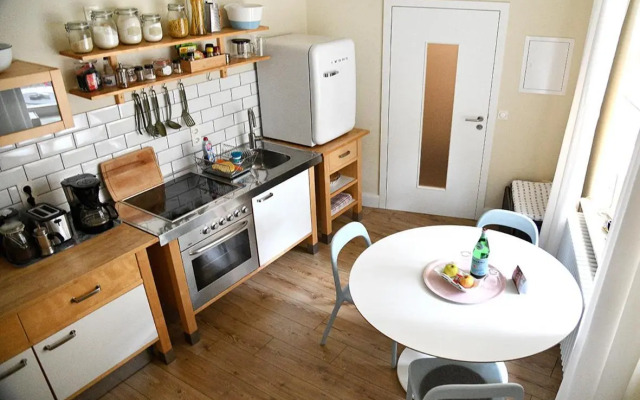 JETHON Studio-Appartement im Grünen