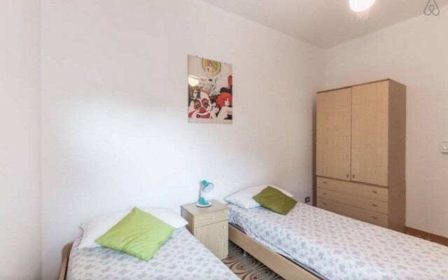 Apartment via valverde 1