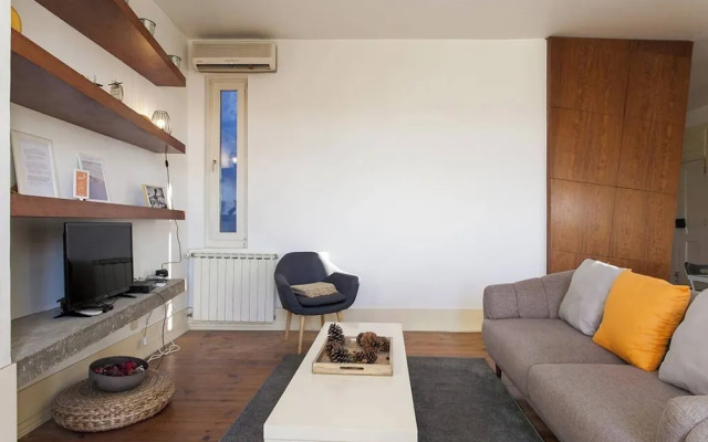 JOIVY Marvelous 3-bed home w/astonishing view&terrace, nearby St George Castle