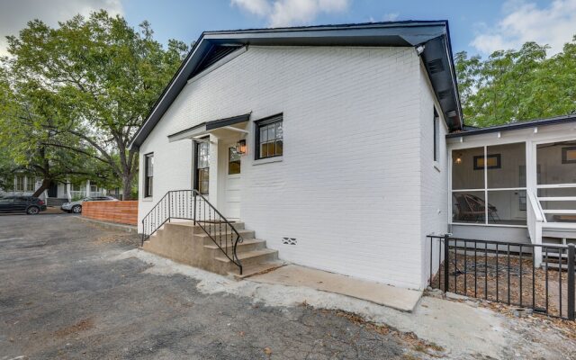 2 Mi to Downtown Austin: Family Home w/ Porch!