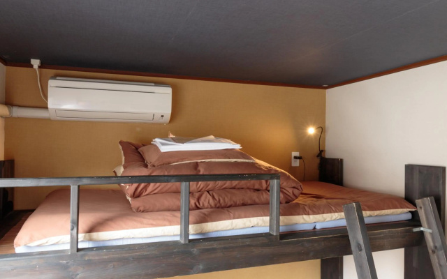 Fukuoka Hana Hostel – Guest Rooms – Fukuoka