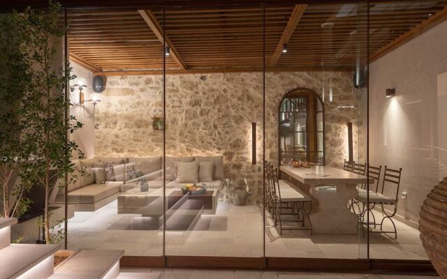 Inotropes Boutique Suites