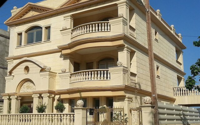 Luxury 5 Bedroom Villa With Private Pool, Paphos Villa 1411