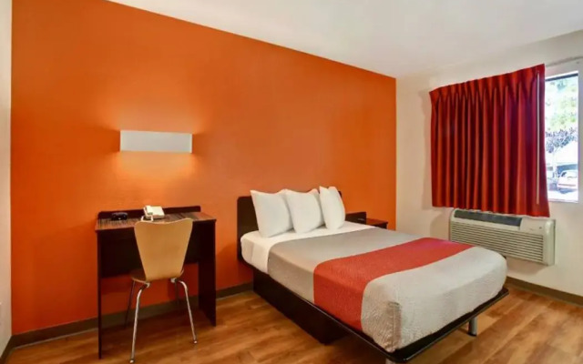 Motel 6 Sunnyvale, CA - North