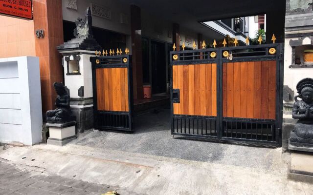 Agus Guest house Sunset Road