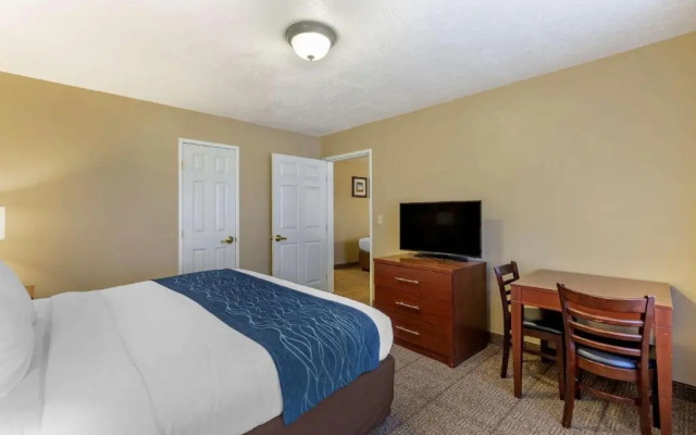 Country Inn & Suites