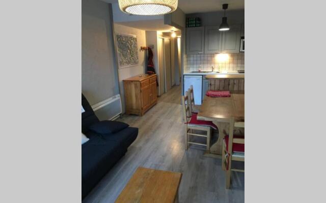 Appartement cosy Deux Alpes front de neige 34m2 6p