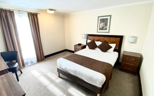 Europa Gatwick Hotel