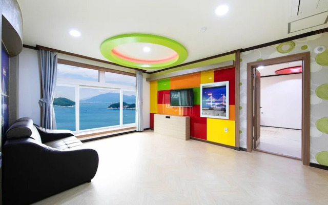 Yeosu The King Pension