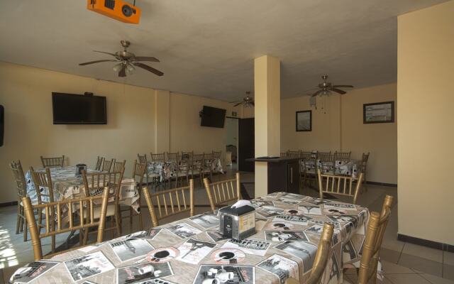 OYO Hotel Maria Elena Tampico