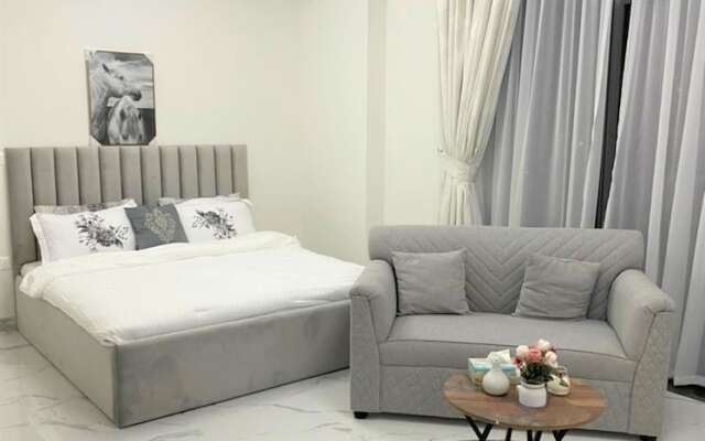 Amazing Stay in Majan Dubai