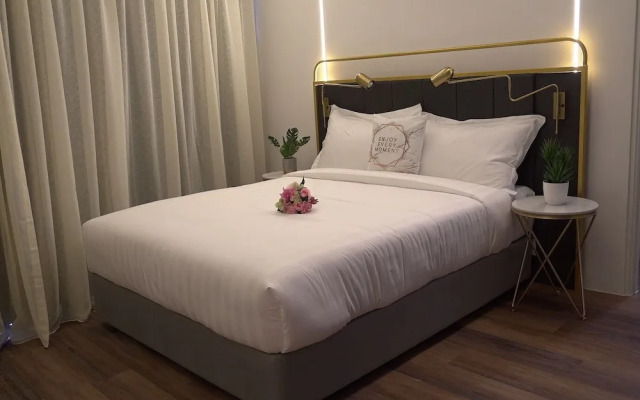 Regatta Suites Kuching