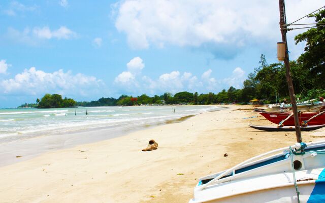 Surasa Beach Resort