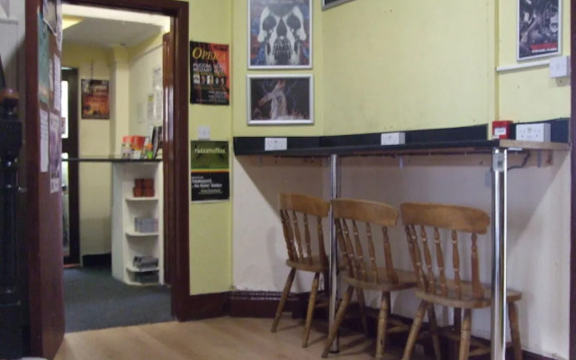 Homefield Rock Hostel