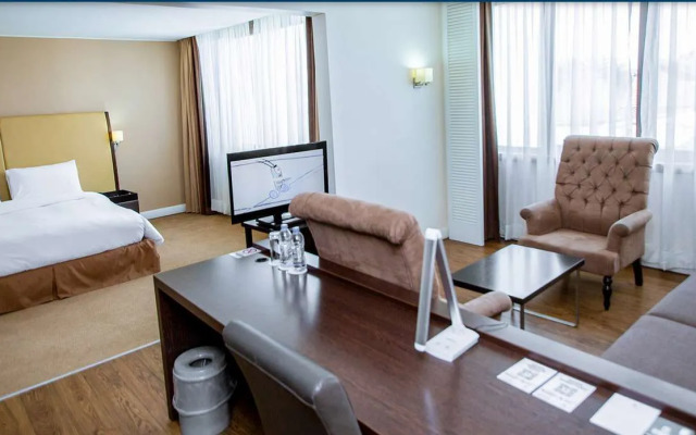 Golden Tulip Accra