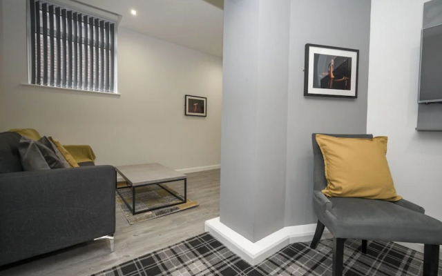 42 Apart-hotel