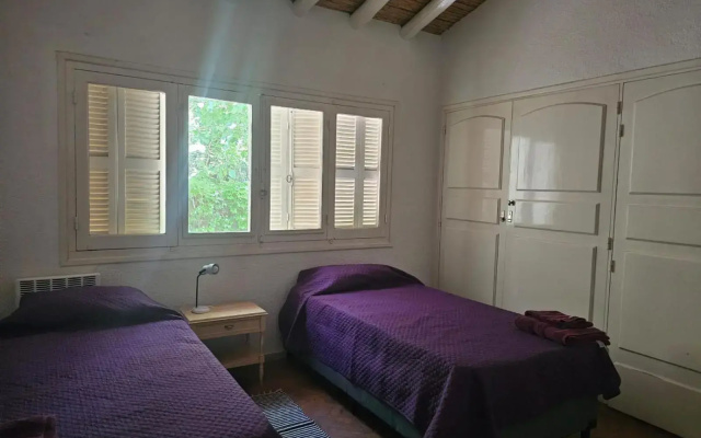 La Casona Brown