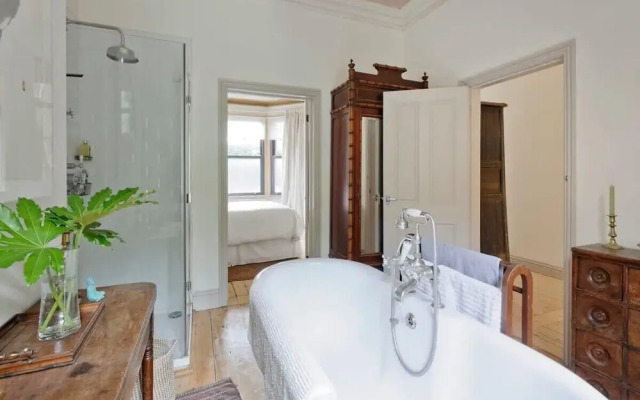 Gorgeous 1 Bed Garden Flat, Kensal