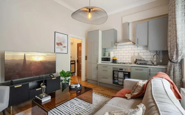 2-bed Notting Hill Apartment With Garden Access
