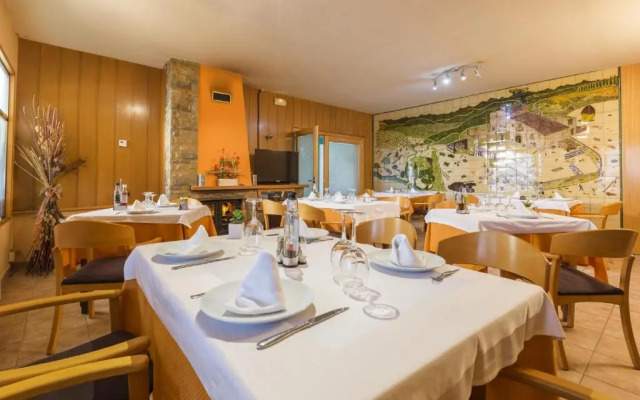 Hotel Restaurant Sausa