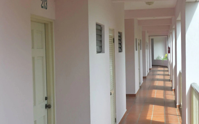 Allamanda Beach Hotel
