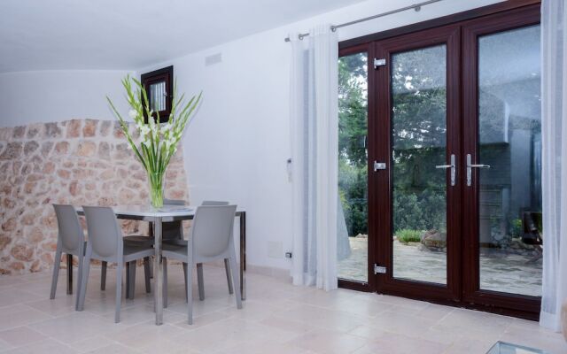 Trullo Pietra Antica