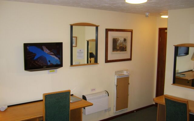 Redwings Lodge Sawtry