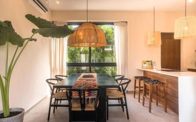 TOH luxury 2 Bedroom Minutes From Downtown