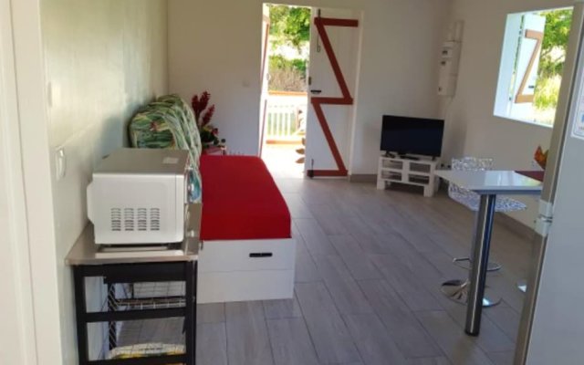 Bungalow with One Bedroom in Le Moule, with Enclosed Garden And Wifi