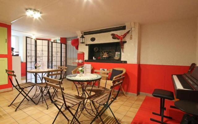 Appartement Ségrie-Fontaine, 2 pièces, 2 personnes - FR-1-497-93