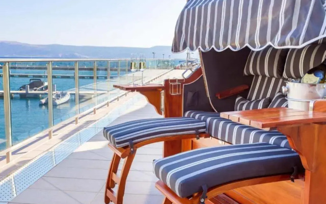 Studio Apartment Marina Mel Novi Vinodolski